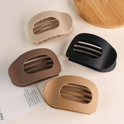 HAIR GRIP: KIT X 4 PINZAS MATE PARA EL CABELLO 💛🖤