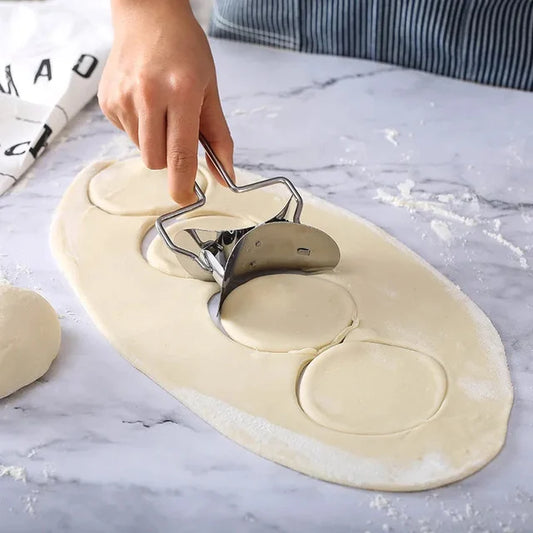 MASAPERFECTA: CORTADOR DE EMPANADA X2 UNIDADES🥟
