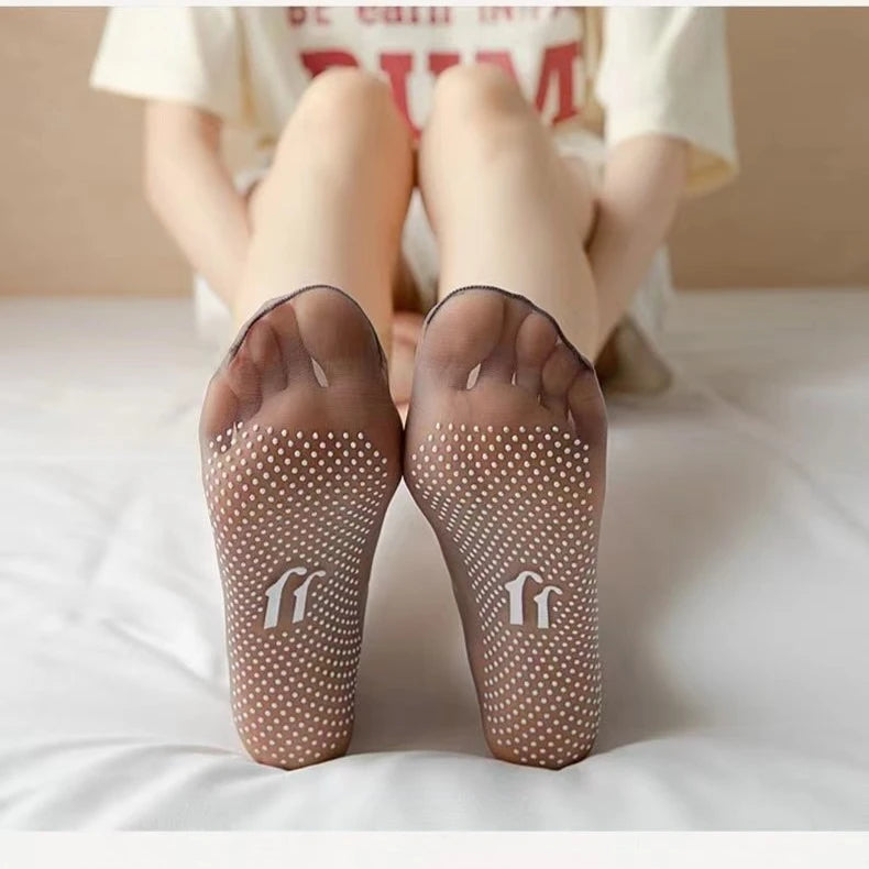 INVISTEP: MEDIAS ANTIDESLIZANTES TRANSPARENTES 🦶🔍
