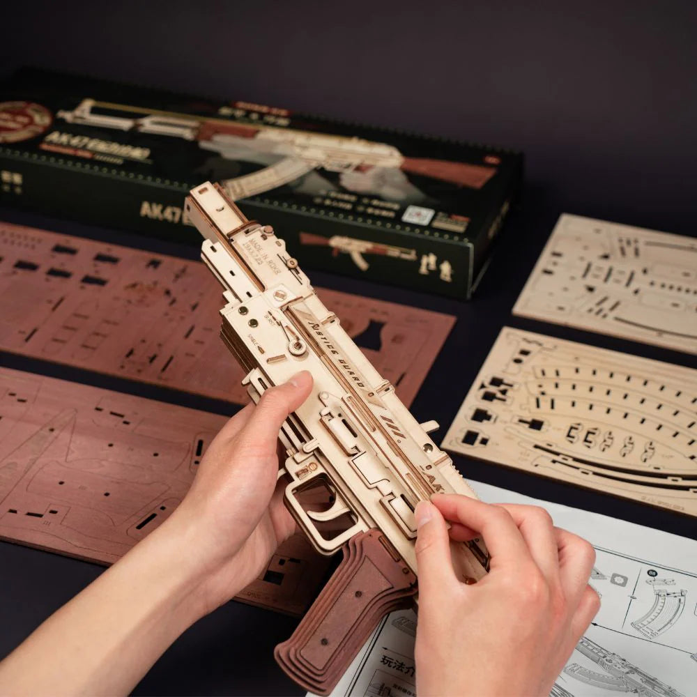 WOODBANG: PISTOLA DE MADERA ARMABLE 🔫✨