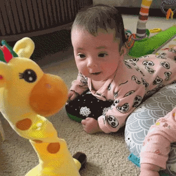 JIRAFA BAILARINA MUSICAL 🌈🦒💃