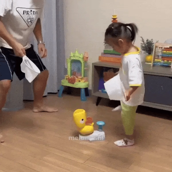 FLYFUNDUO: ELEFANTE LANZADOR🐘👨‍👨‍👧‍👧